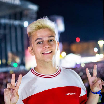 Andrés “Ampeterby7” López