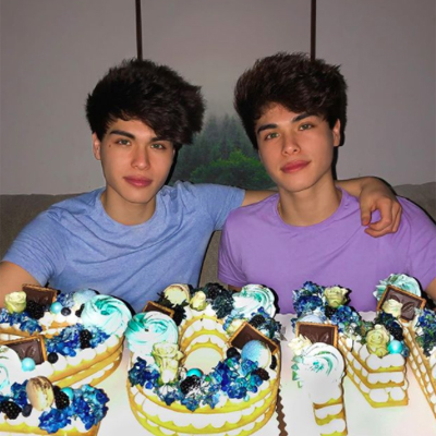 The Stokes Twins