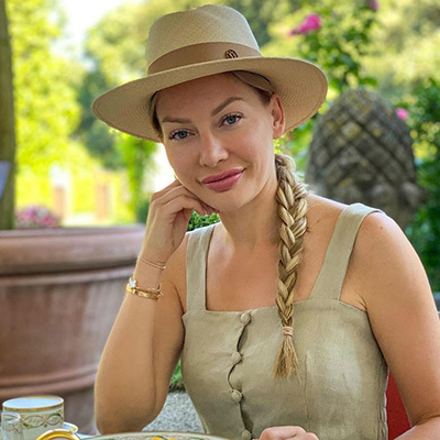 Anna Bey