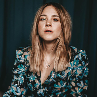 Diana Zur Lowen