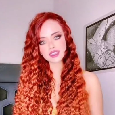 Bella Dueñas