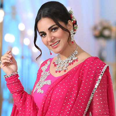 Shraddha Arya