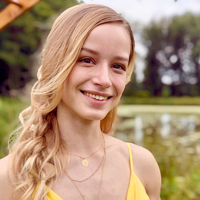 Aline Dessine - Agent, Manager, Publicist Contact Info