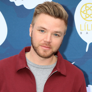 Brett Davern