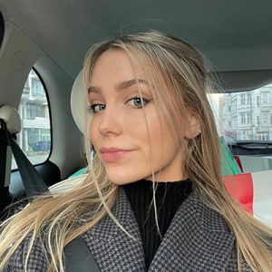 Ema Louise - Agent, Manager, Publicist Contact Info