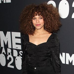 Izzy Bizu