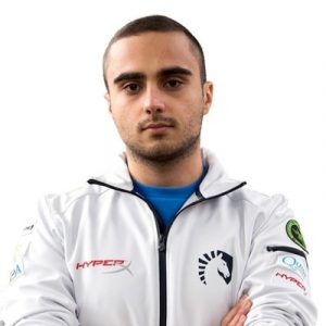 Salehi “KuroKy” Takhasomi