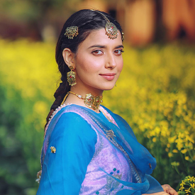 Nimrat Khaira tugs at the heartstrings with her latest track Lemme Check   Punjabi Movie News  Times of India