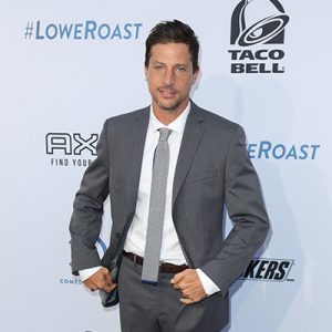 Simon Rex