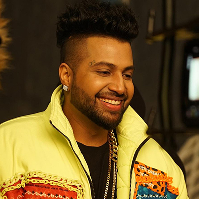 Sukhe Muzical Doctorz  Celebrity Style in Bamb Single 2018 from Bamb   Charmboard
