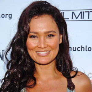 Tia Carrere