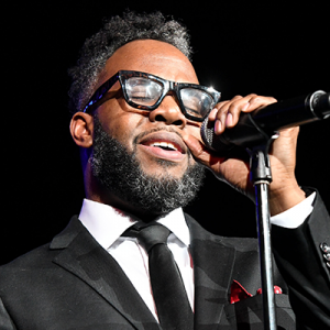 Dwele