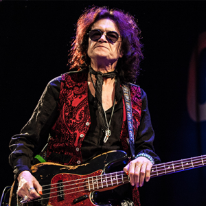 Glenn Hughes