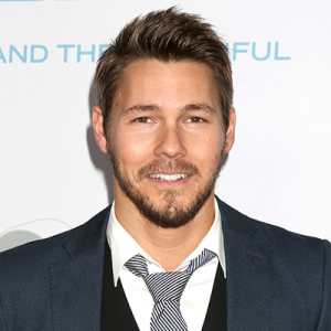 Scott Clifton