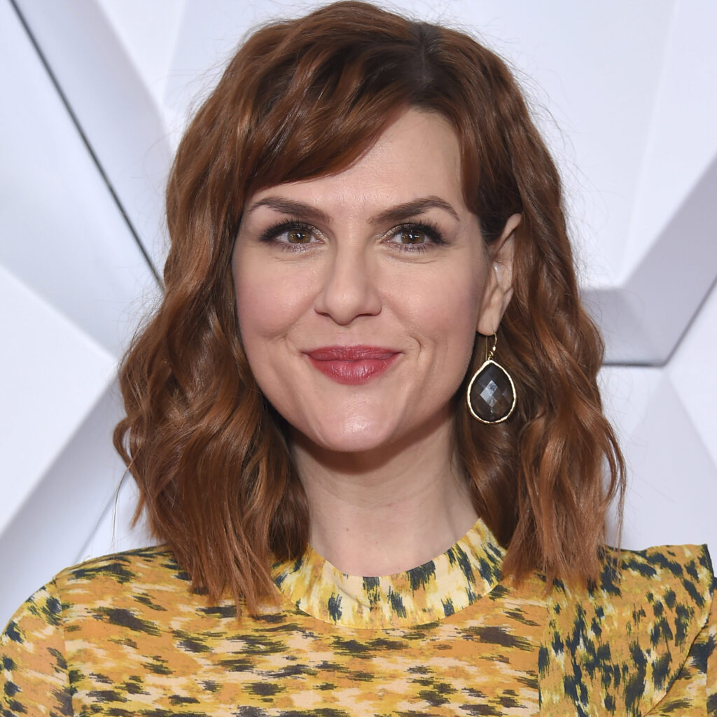 Sara Rue - Agent, Manager, Publicist Contact Info