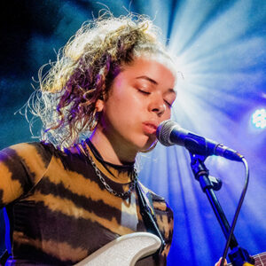 Nilüfer Yanya