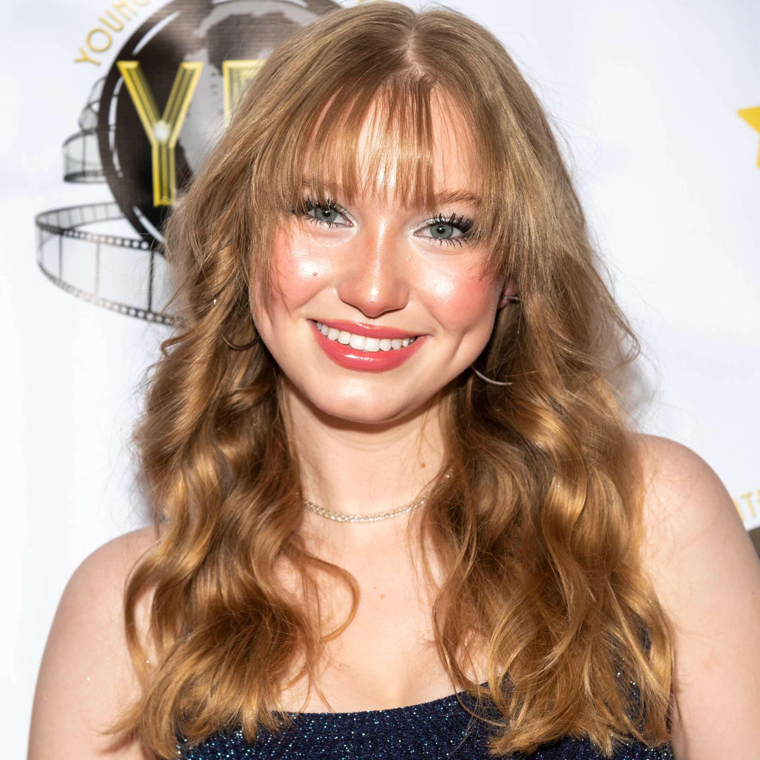 Abigail Zoe Lewis Agent, Manager, Publicist Contact Info