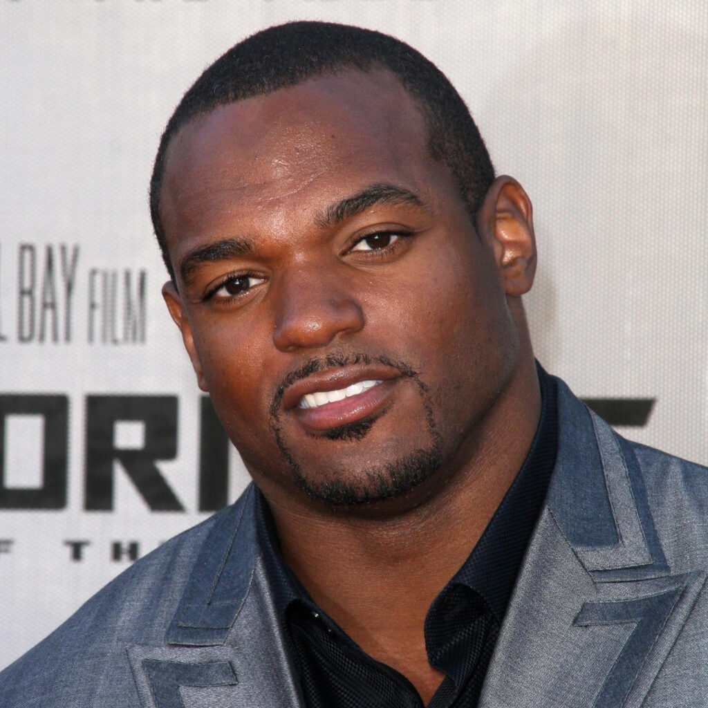 Dwight Freeney - Agent, Manager, Publicist Contact Info