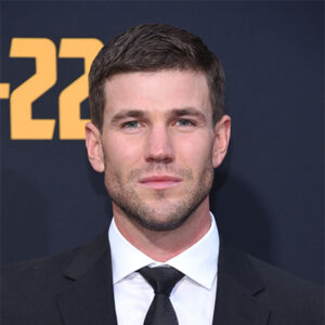 Austin Stowell