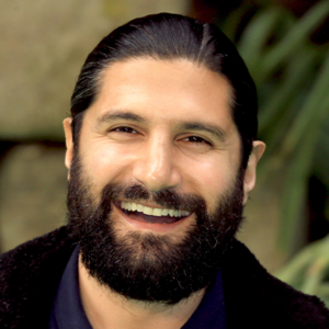 Kayvan Novak