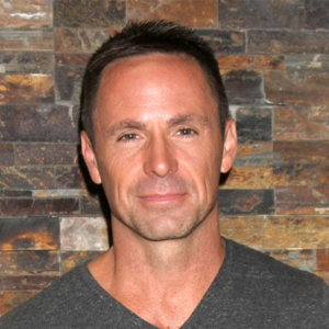 William deVry