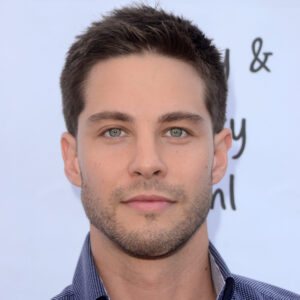 Dean Geyer