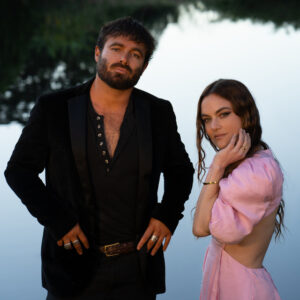 Angus and Julia Stone