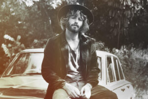 Angus Stone