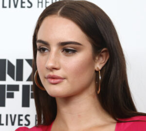 Grace Van Patten