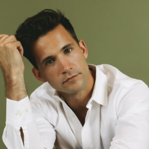 Dez Duron