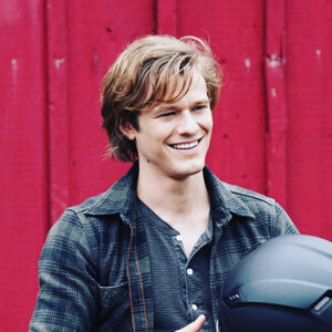 Lucas Till