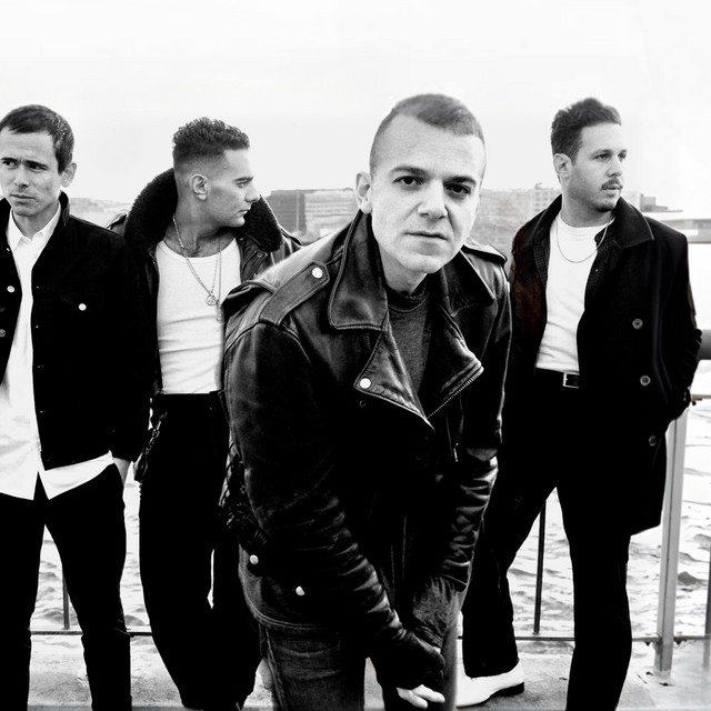 The So So Glos